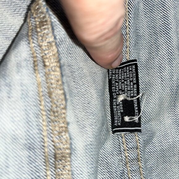 Akoo Distressed Denim Button-Up Shirt With Chest Pockets & Stitch Detail L - Picture 2 of 16